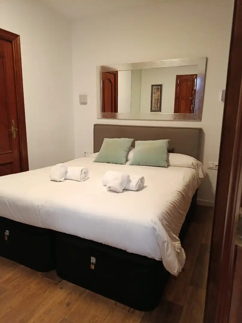 Schlafzimmer von Wohnung zum Verkauf in Córdoba mit Klimaanlage und Möbliert