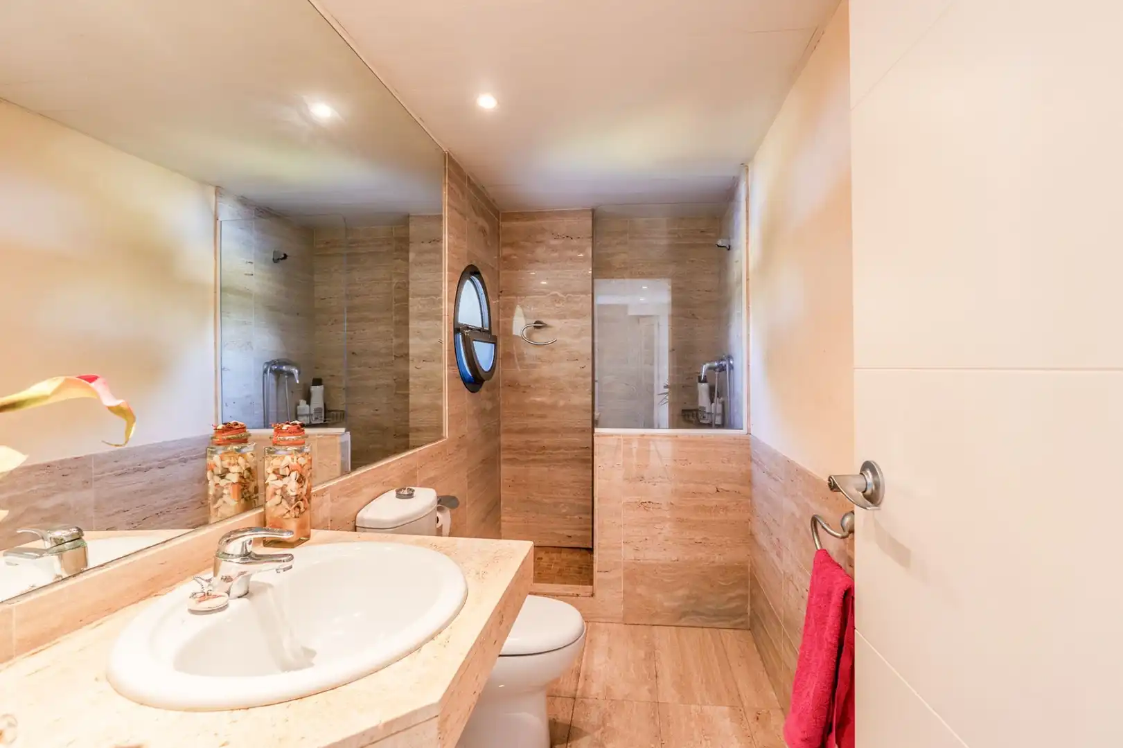 Baño de Piso en venta en Blanes con Aire acondicionado, Calefacción y Jardín privado