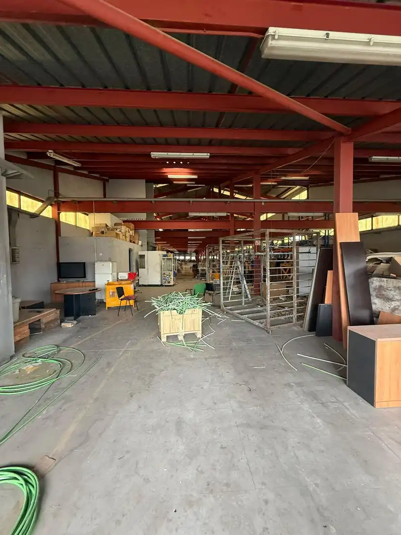 Industrial building with lift for sale in Zona Industrial, imagen 7
