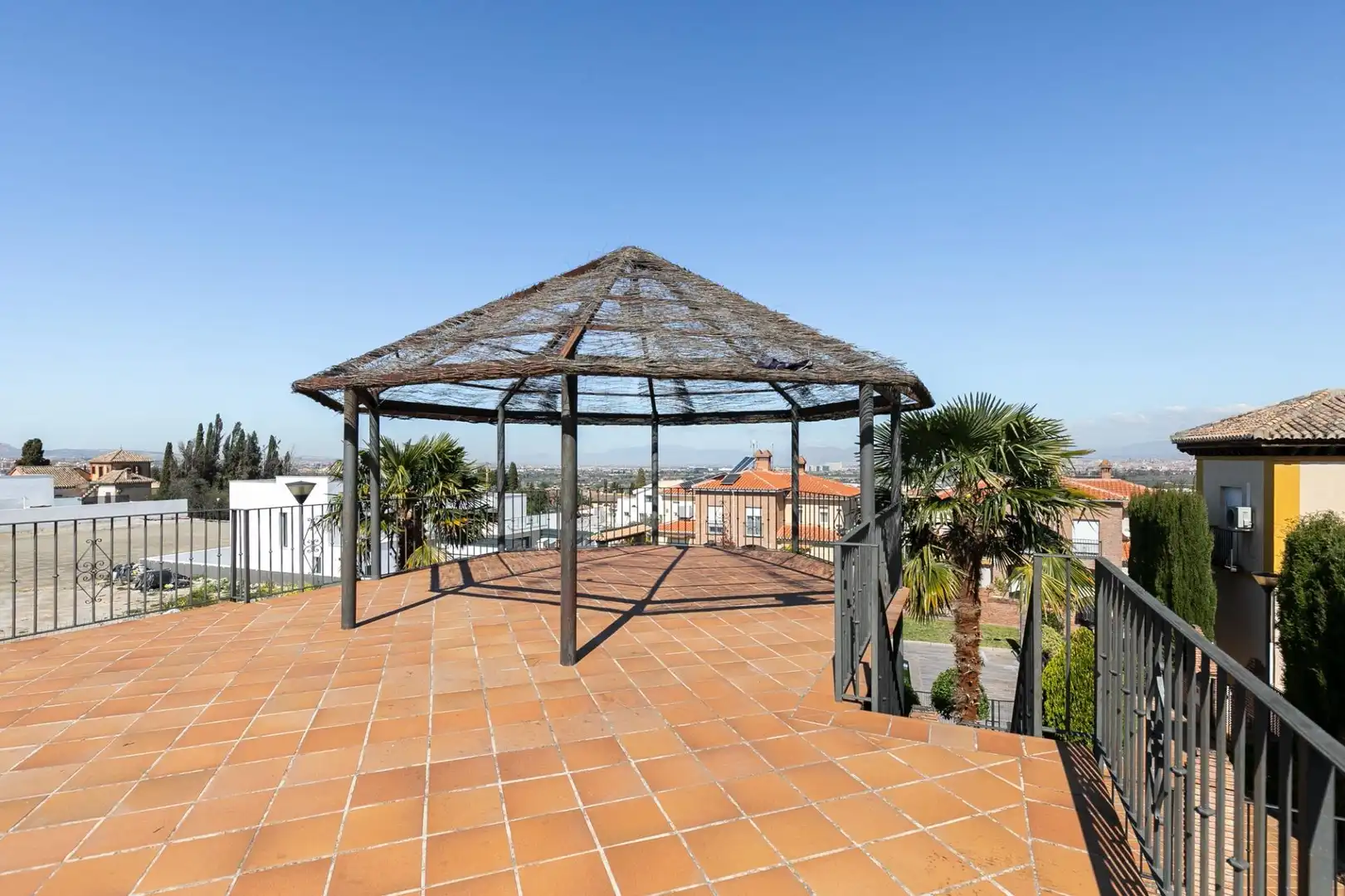 Terraza de Casa o chalet en venta en La Zubia con Calefacción, Jardín privado y Terraza