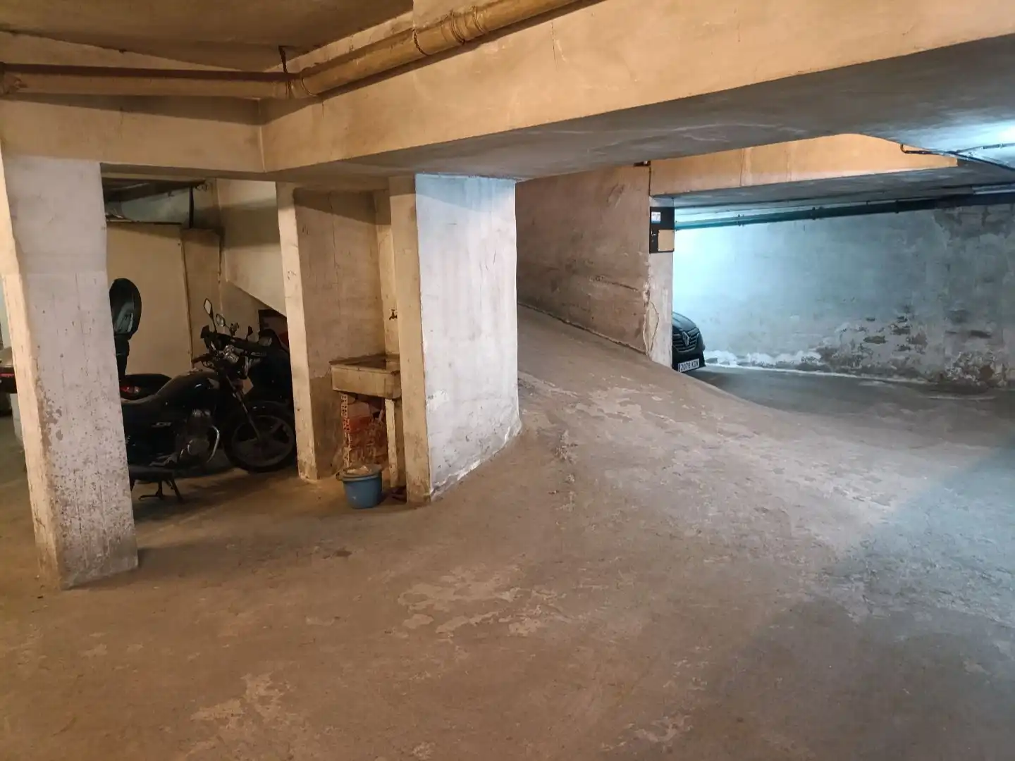 Garage for rent in Bilbao   with Alarm