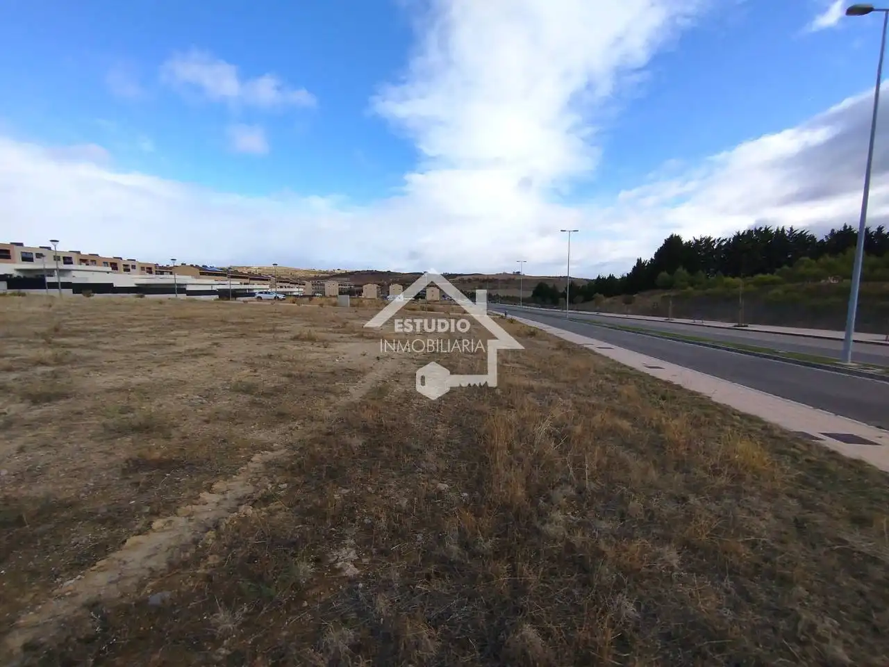 Residential land for sale in Calle Eliseo Sainz Ripa, imagen 21