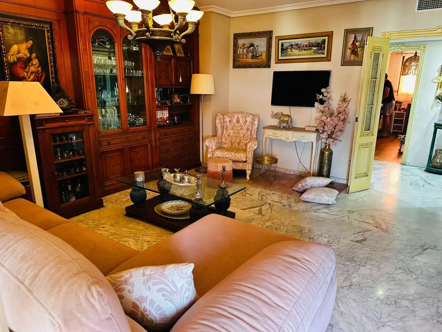 Sala d'estar de Àtic en venda en Córdoba amb Aire condicionat, Jardí privat i Terrassa