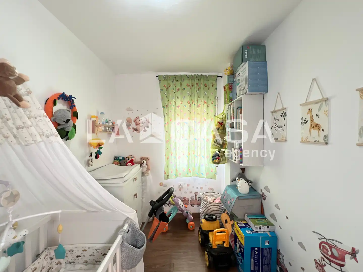 Flat for sale in Badalona  with Heating