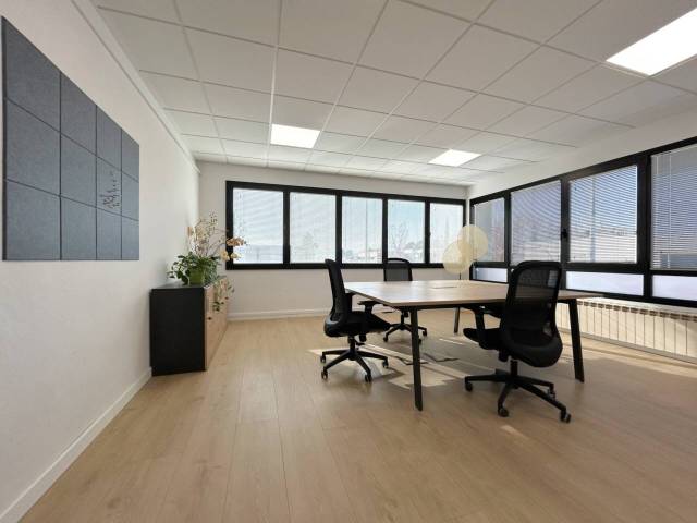 Oficina en Alquiler en Calle Vinya en Sant Salvador de Guardiola