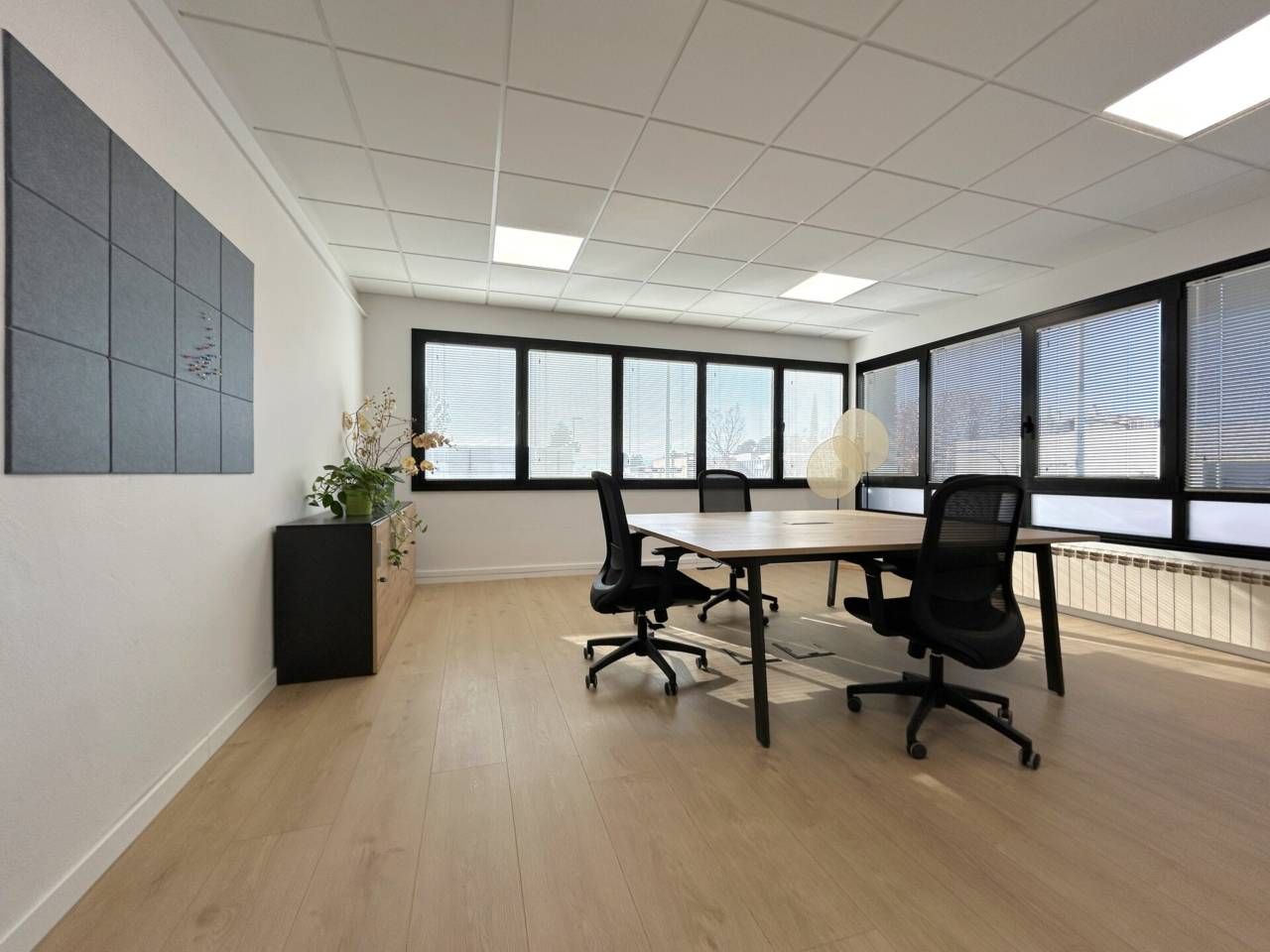 Oficina de lloguer en Sant Salvador de Guardiola amb Aire condicionat i Calefacció