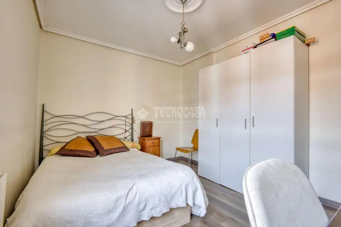 Habitación de Piso en venta en Valladolid con Calefacción y Parquet