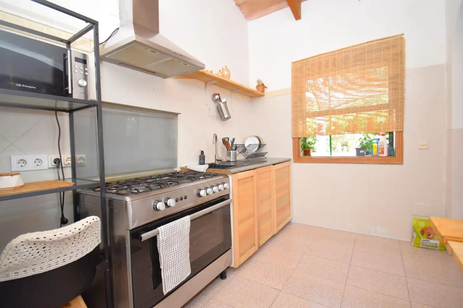 Cuina de Finca rústica en venda en Lloret de Vistalegre amb Aire condicionat, Jardí privat i Terrassa