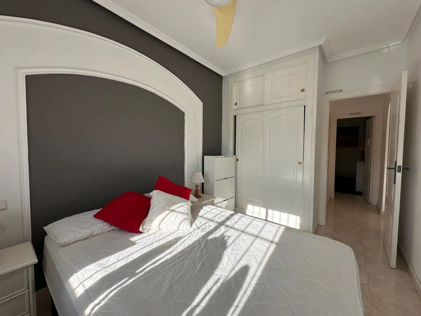Habitación de Casa o chalet en venta en Orihuela con Aire acondicionado, Trastero y Piscina