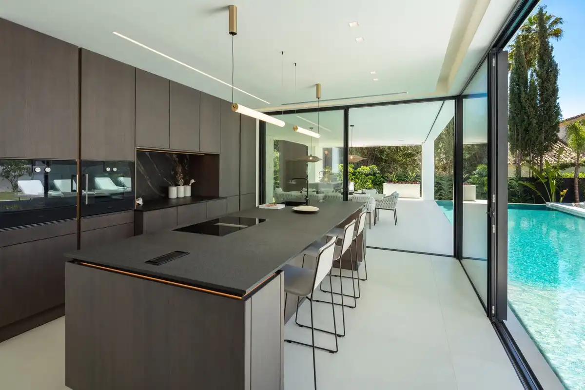 Villa mit Pool zum Verkauf in Nueva Andalucía, imagen 19