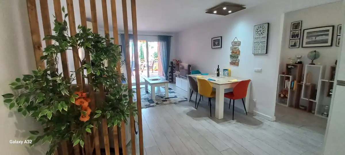 Sala d'estar de Planta baixa en venda en Marbella amb Aire condicionat, Calefacció i Terrassa