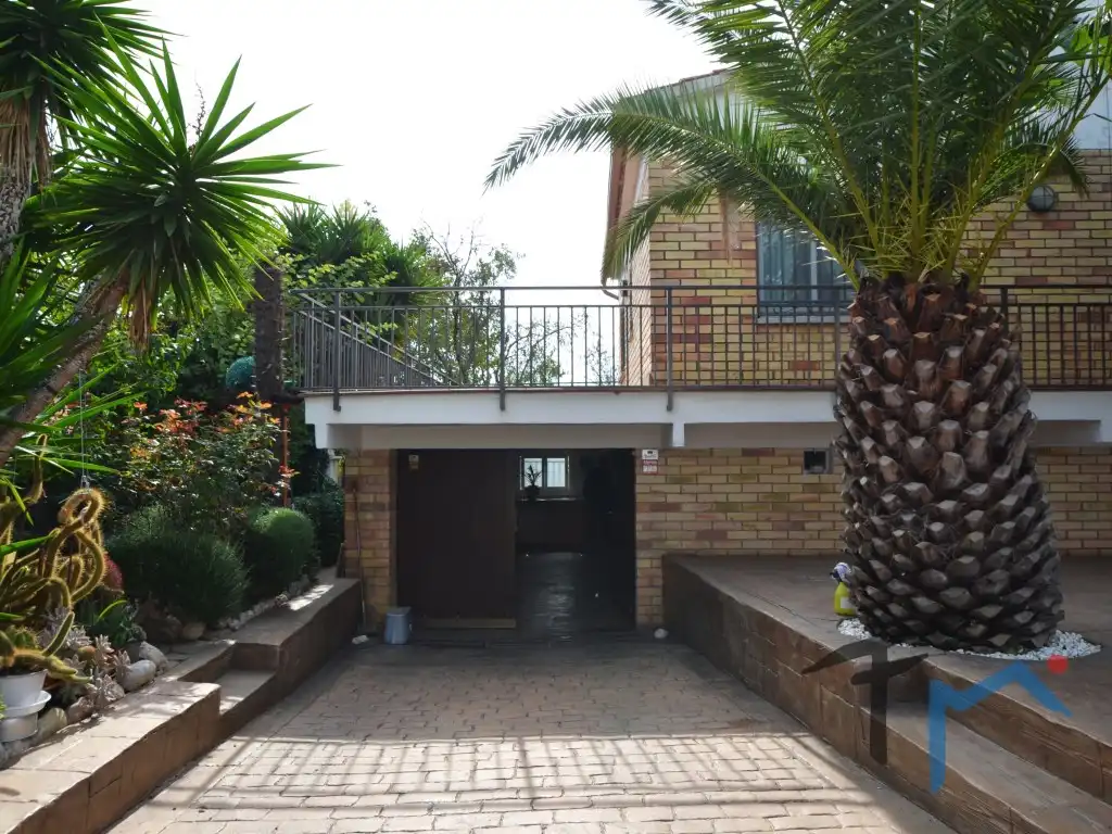 Casa o chalet en venta en Sant Llorenç d'Hortons