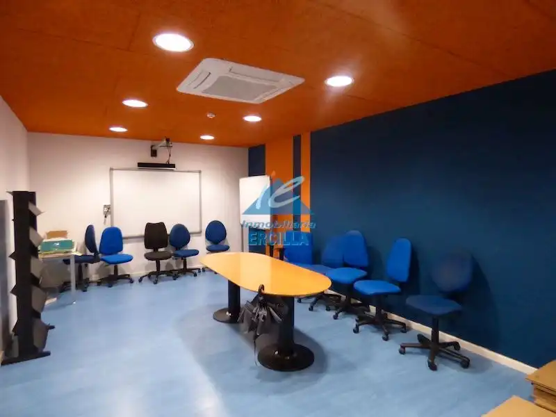 Industrial buildings for sale in Amorebieta-Etxano
