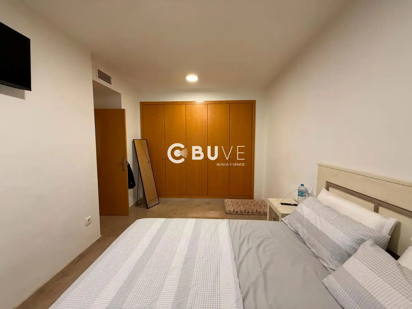 Bedroom of Flat for sale in Ador  with Air Conditioner, Terrace and Furnished