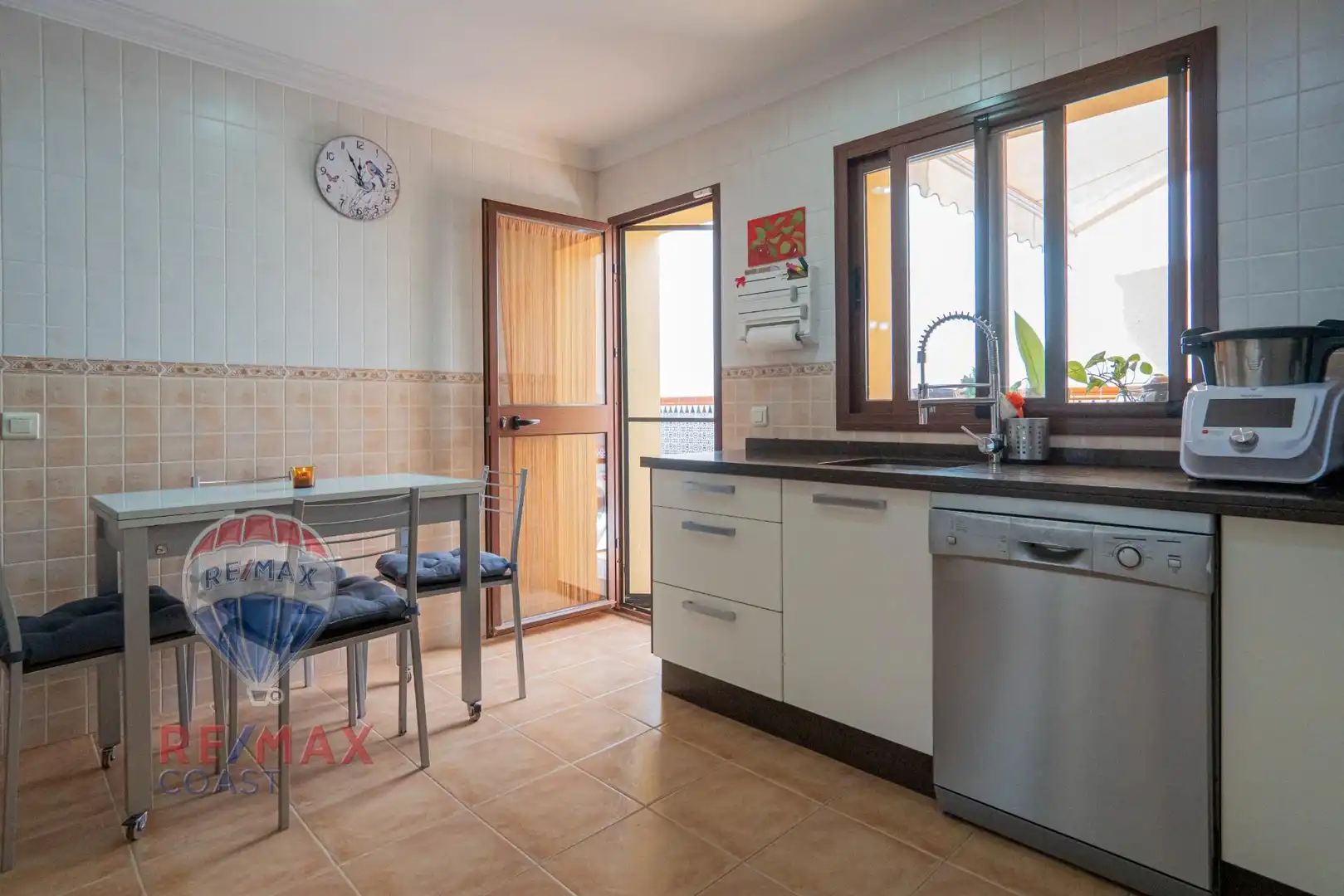 Cuina de Casa o xalet en venda en Casabermeja amb Aire condicionat i Terrassa