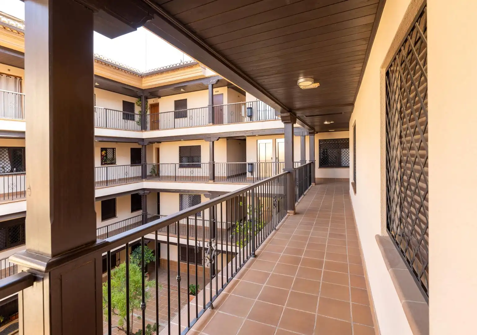 Vista exterior de Ático en venta en Monachil con Aire acondicionado, Calefacción y Terraza