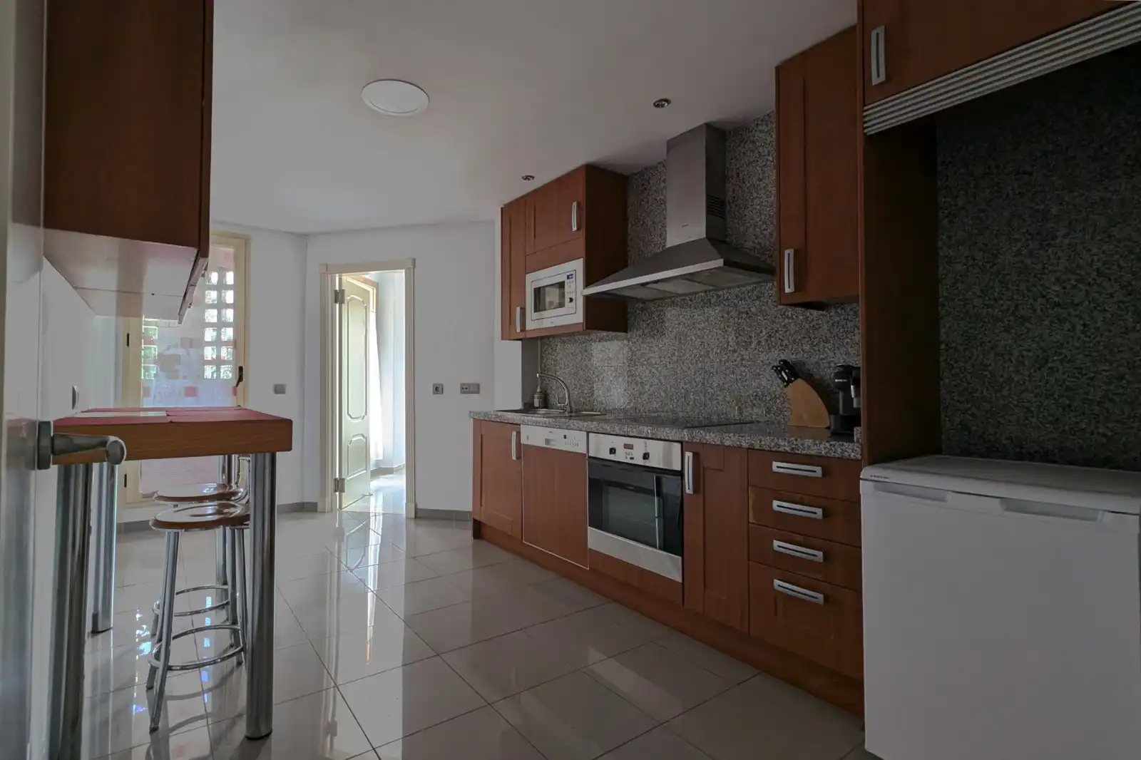 Cocina de Planta baja en venta en Marbella con Aire acondicionado, Terraza y Trastero