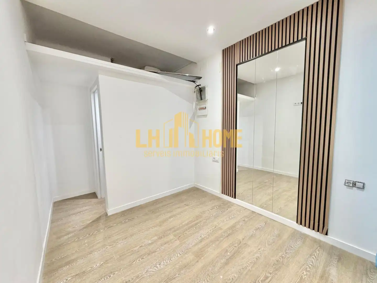 Habitación de Loft en venta en Barcelona con Aire acondicionado y Parquet