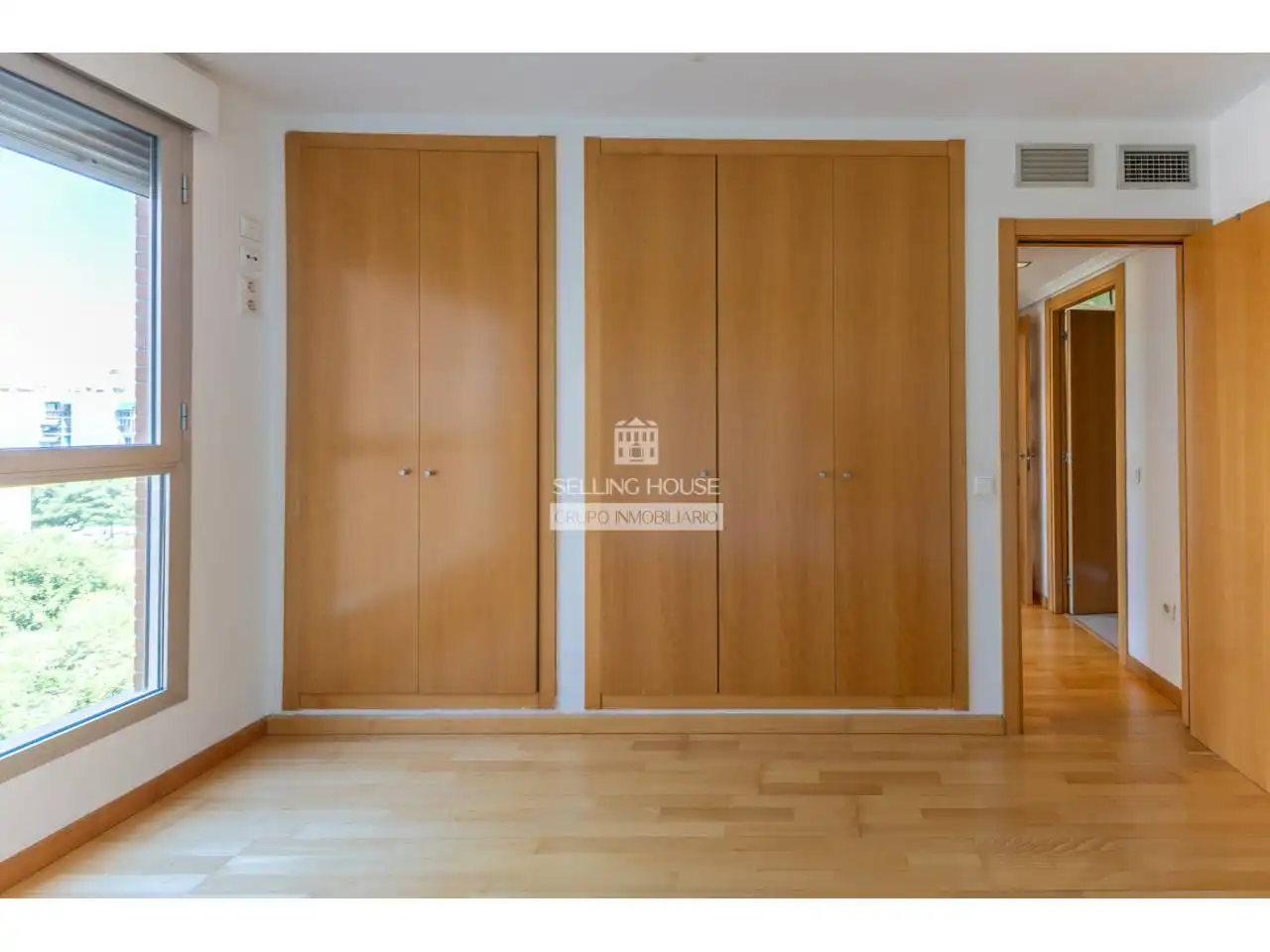 Schlafzimmer von Wohnung zum Verkauf in Valencia mit Klimaanlage, Heizung und Parkett