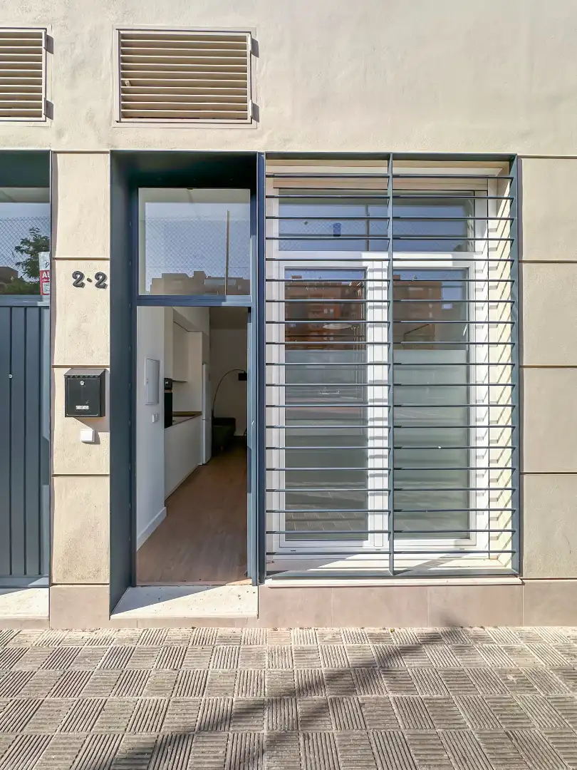 Vista exterior de Pis en venda en Sevilla amb Aire condicionat, Moblat i Forn