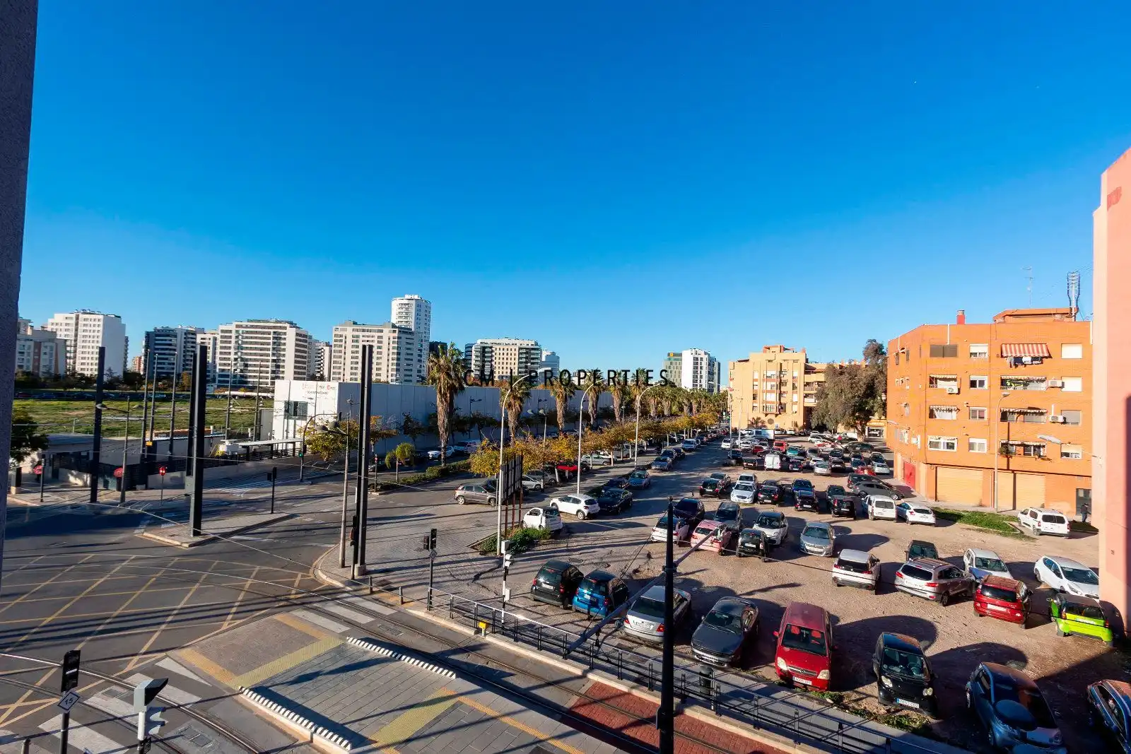 Vista exterior de Piso de alquiler en Valencia con Terraza, Trastero y Piscina