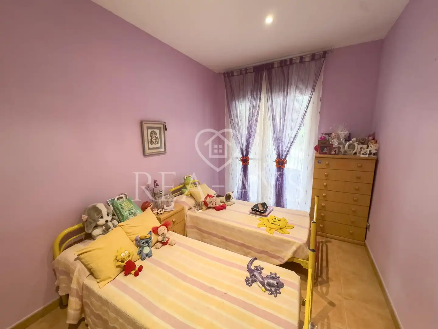 Habitación de Casa o chalet en venta en Vallirana con Aire acondicionado, Calefacción y Jardín privado