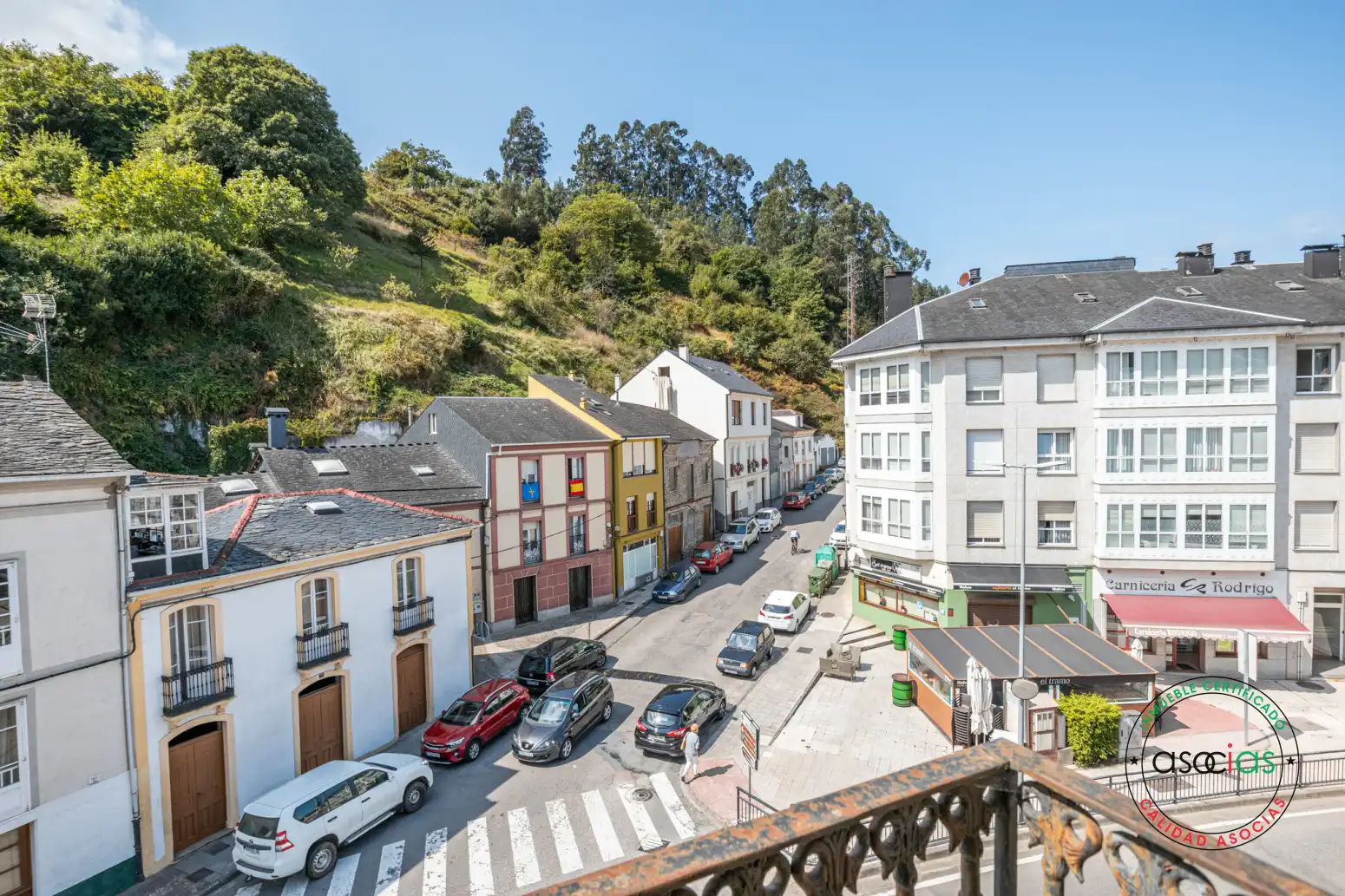 Außenansicht von Gebäude zum Verkauf in Taramundi