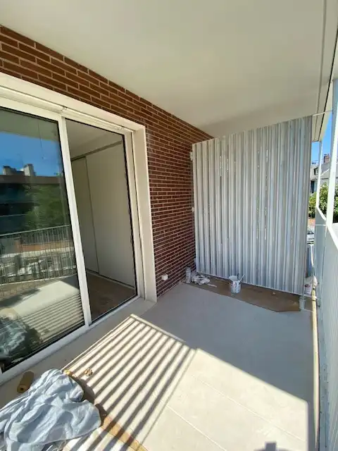 Piso de obra nueva con piscina en venta en Carrer d'Álvarez 25, imagen 3