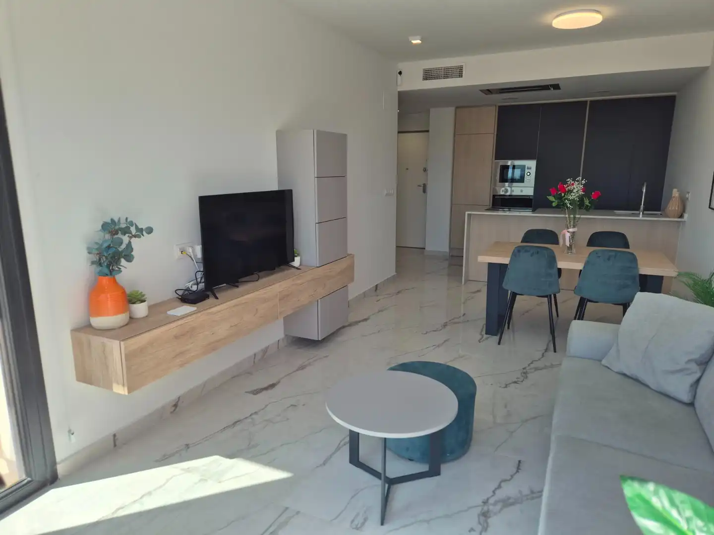 Sala d'estar de Àtic en venda en Orihuela amb Aire condicionat, Terrassa i Moblat