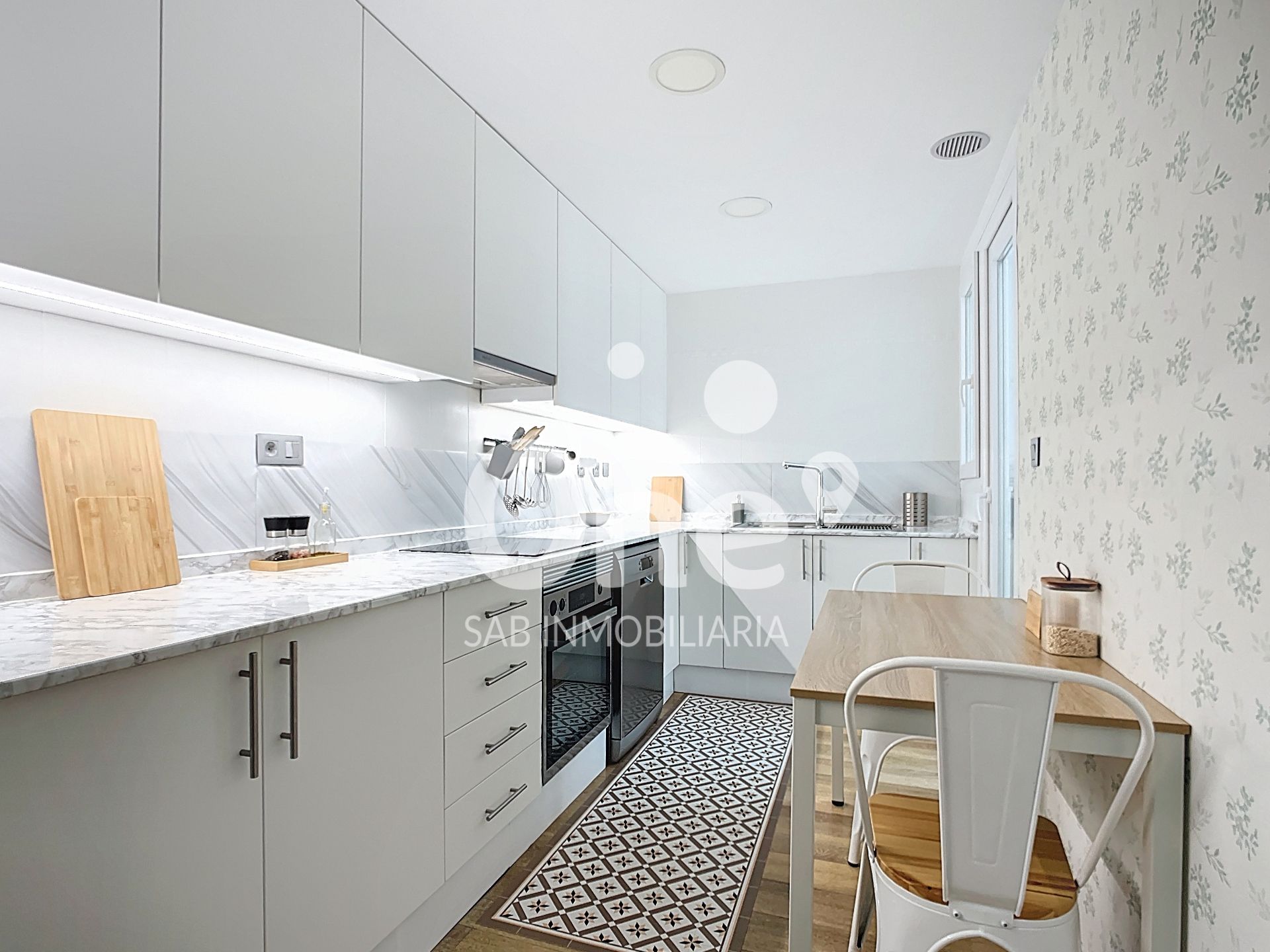 Kitchen of Flat for sale in San Antonio de Benagéber  with Air Conditioner, Heating and Parquet flooring