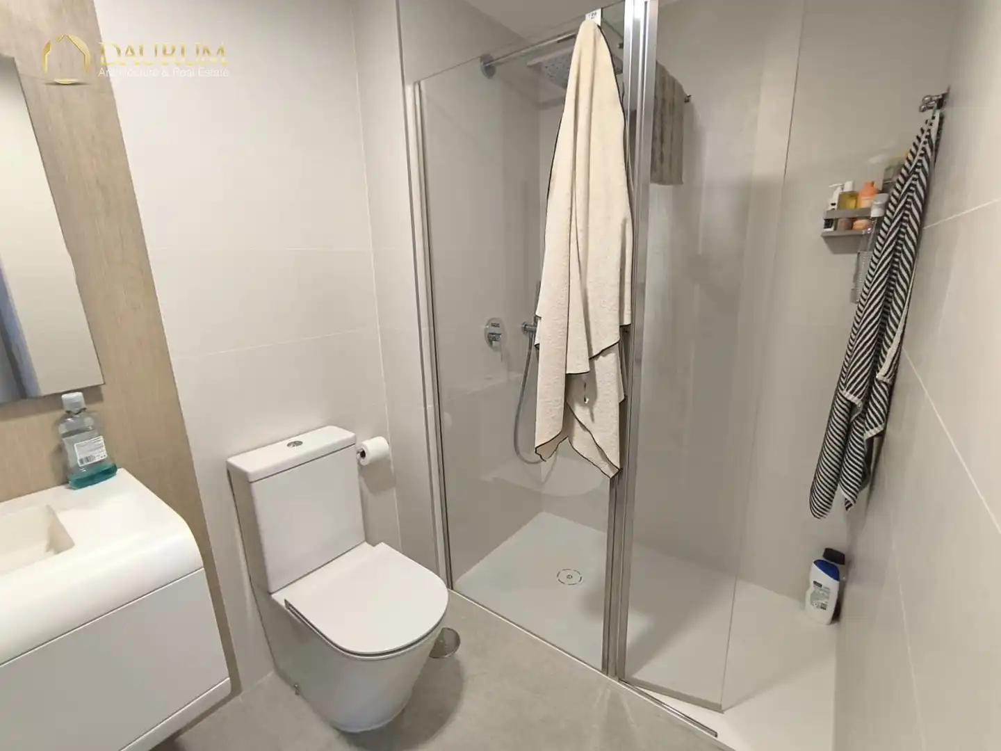 Bathroom of Flat for sale in Santa Pola  with Air Conditioner, Terrace and Storage room