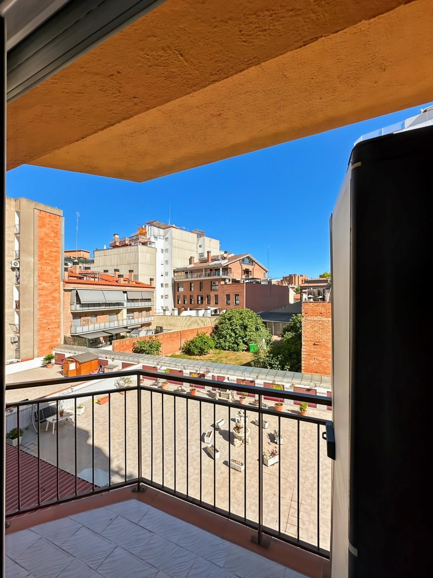 Terraza de Piso en venta en Rubí con Balcón