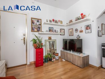 Flat with lift for sale in Calle de Embajadores