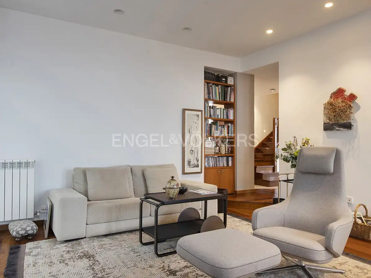 Sala de estar de Ático en venta en Gijón  con Calefacción, Parquet y Terraza