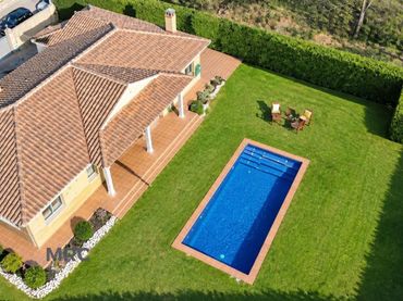 Xalet amb piscina en venda a de la Paella 20
