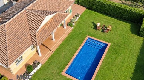 Casa con piscina salina y licencia turística. Can Carbonell