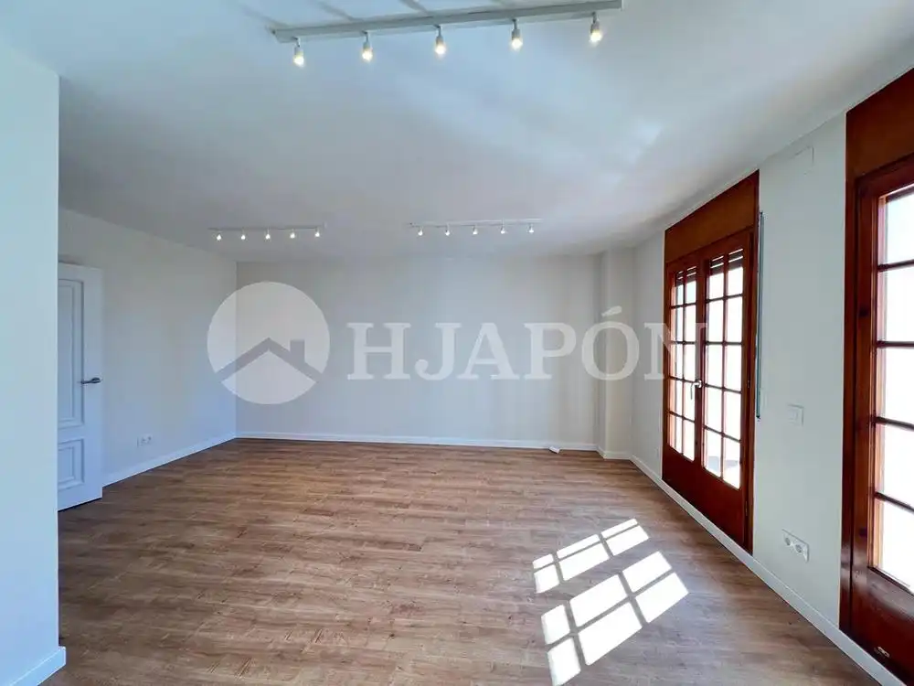 Sala de estar de Casa adosada de alquiler en Vilassar de Mar con Terraza y Piscina comunitaria