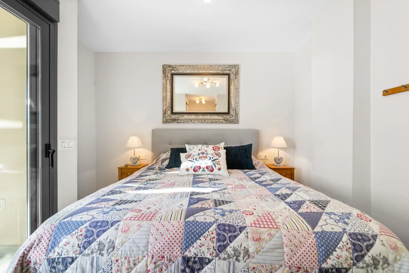 Schlafzimmer von Dachboden zum Verkauf in Vélez-Málaga mit Klimaanlage, Terrasse und Möbliert