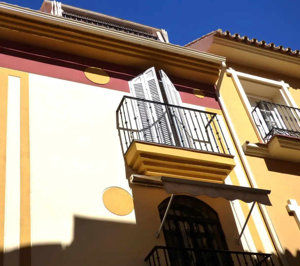 Vista exterior de Piso en venta en Fuengirola con Calefacción, Terraza y Balcón