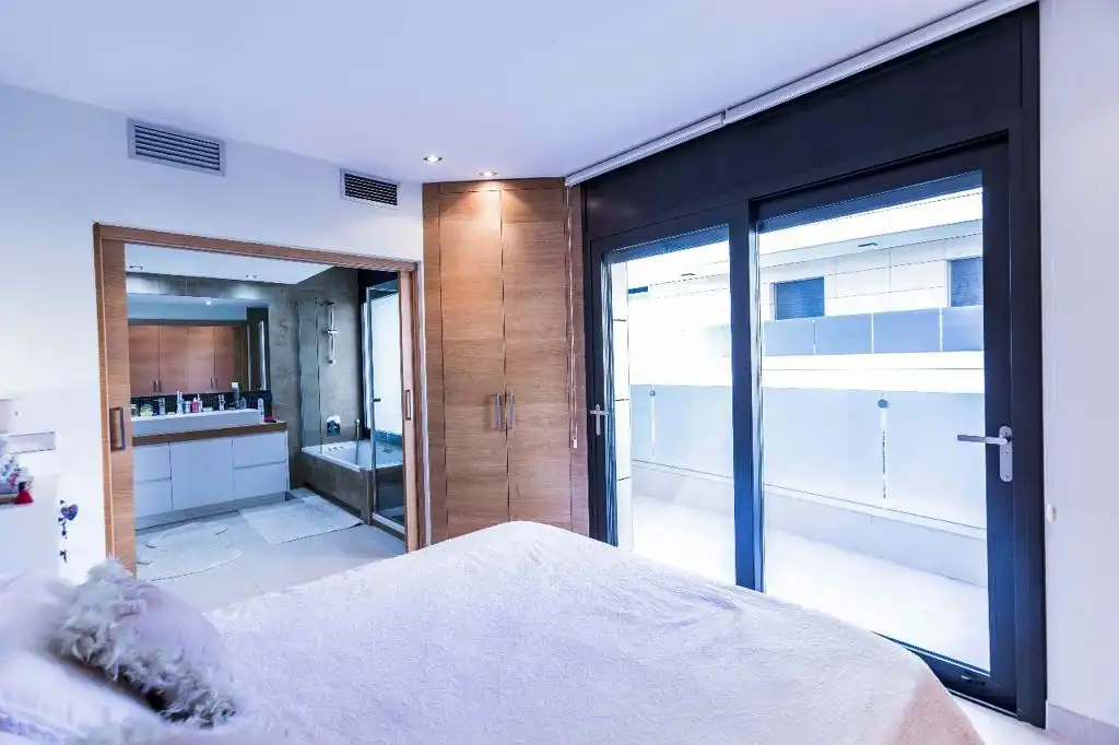 Dormitori de Apartament en venda en Eivissa amb Aire condicionat, Calefacció i Jardí privat