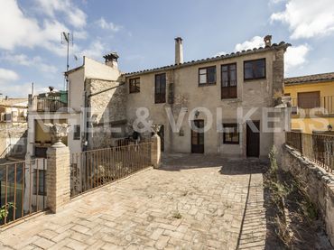 Maison mitoyenne avec jardin à vendre à Sant Pere Almato