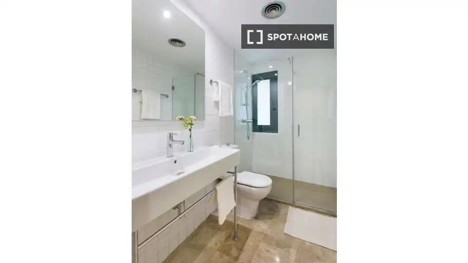 Flat with terrace to rent in Ciutat Vella, imagen 13