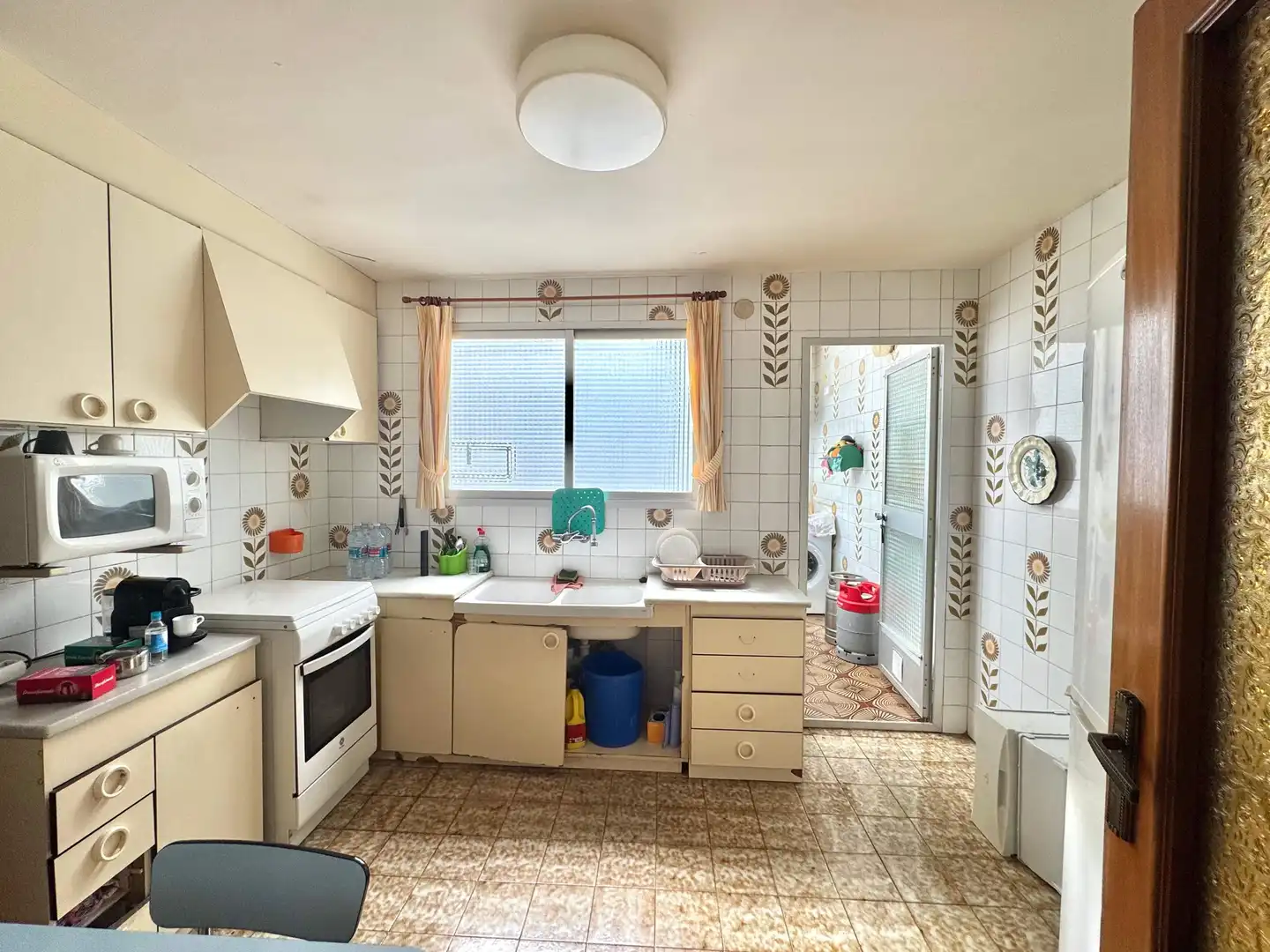 Kitchen of Flat for sale in Gandia  with Air Conditioner and Balcony