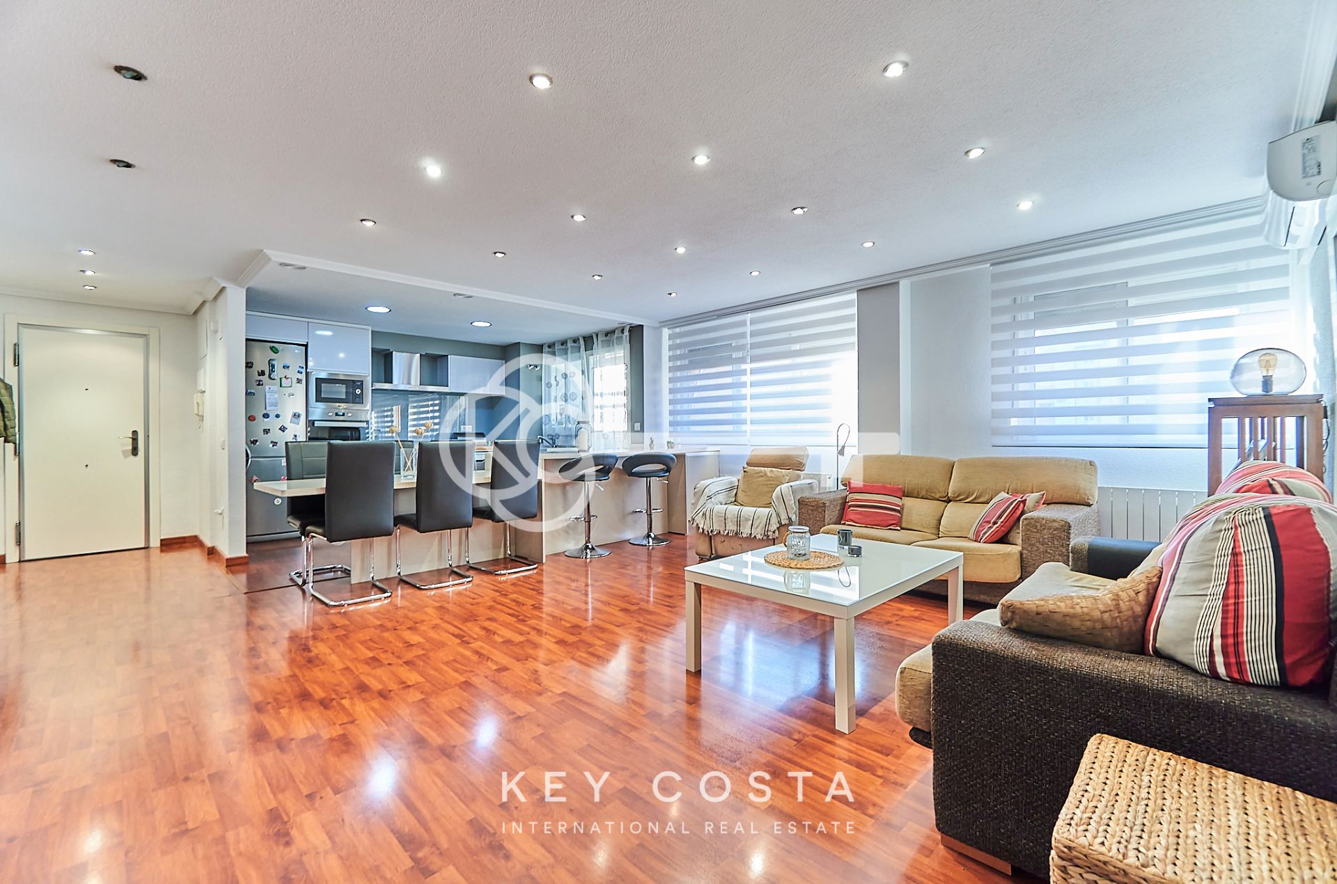 Living room of Flat for sale in Alicante / Alacant  with Air Conditioner, Heating and Furnished