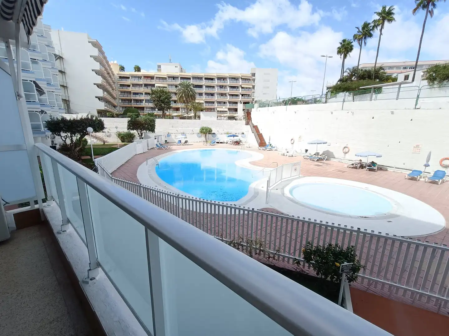 Piscina de Apartamento de alquiler en San Bartolomé de Tirajana con Aire acondicionado, Amueblado y Balcón