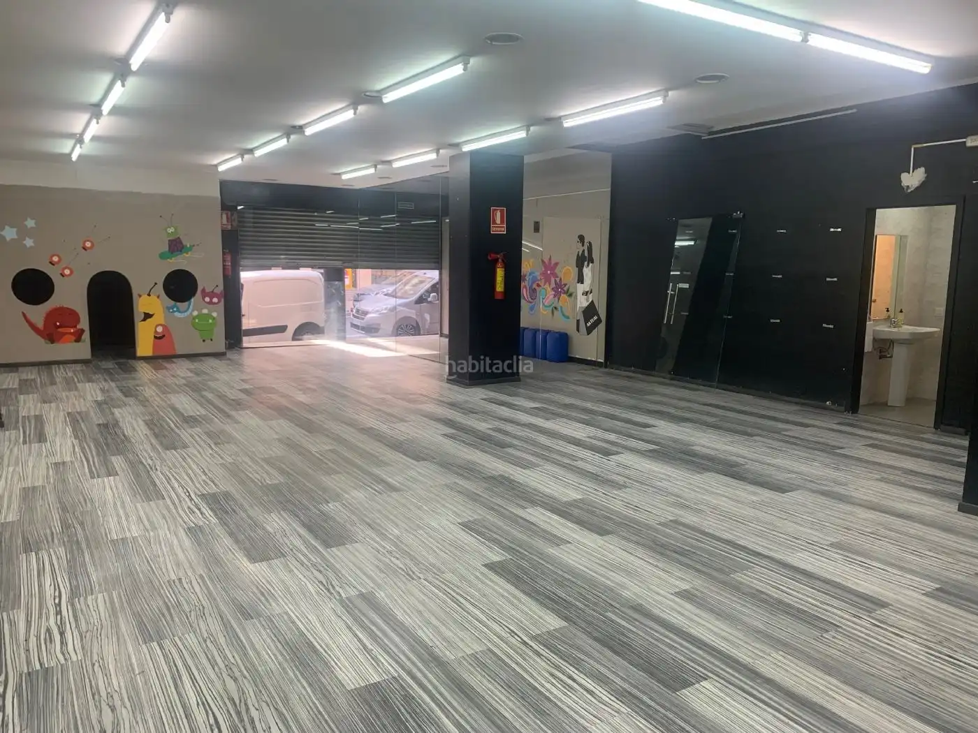 Local comercial de lloguer a Avinguda de Catalunya 113, imagen 2
