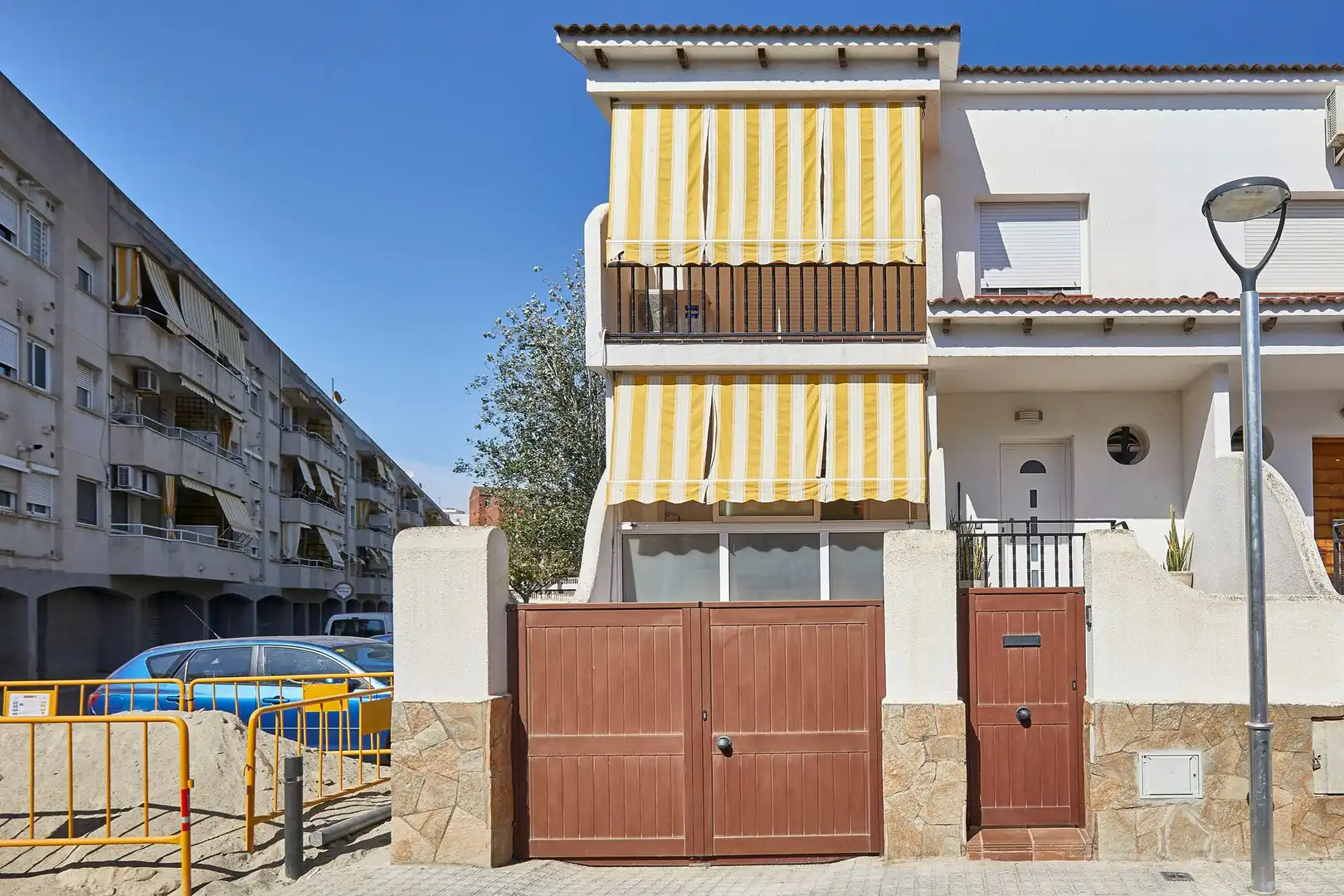 Vista exterior de Casa adosada en venda en Sant Pere de Ribes amb Aire condicionat, Calefacció i Terrassa
