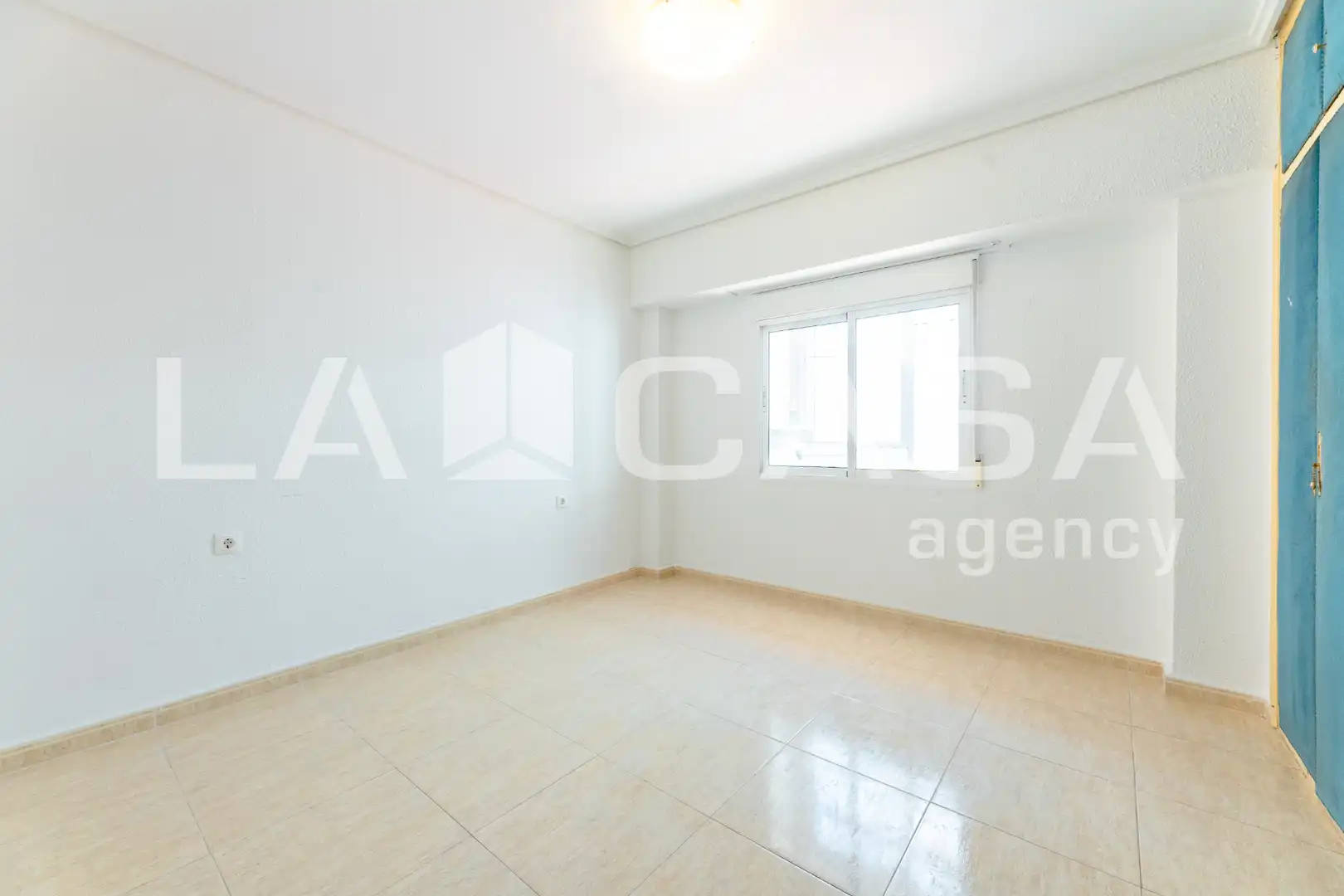 Piso con terraza en venta en Carrer del Poeta Mas i Ros, imagen 26