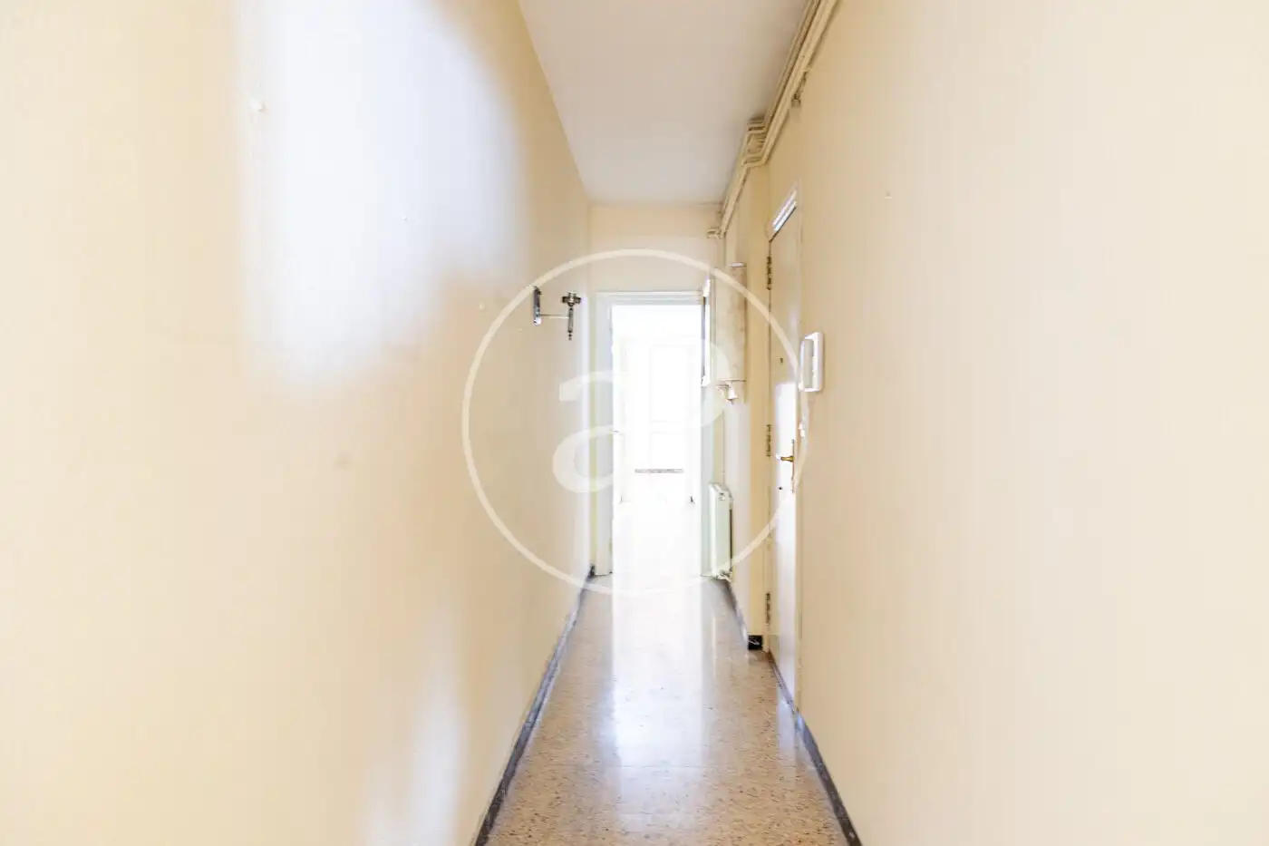 Flat for sale in Barcelona  with Air Conditioner, Heating and Balcony