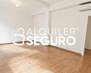 Bedroom of Flat to rent in  Valencia Capital  with Air Conditioner